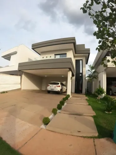 Sobrado à venda no Condomínio Belvedere ll