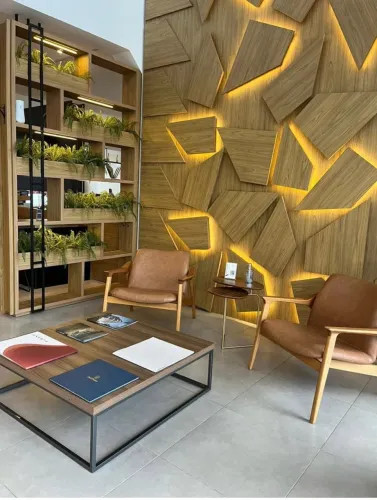 Vendo móveis de escritório montado/ elétros loja com 250 m2