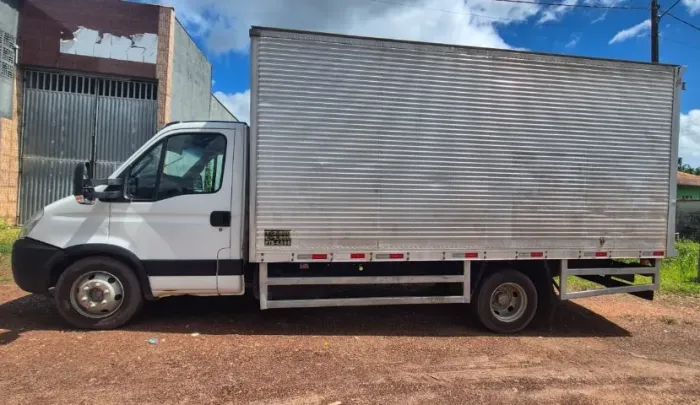 Caminhao IVECO DAILY 70C16HDCS