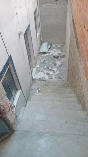 Casa para alugar 600,00 água e luz incluso