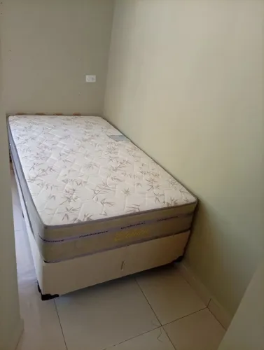 Cama solteiro box e colchão molas ensacadas