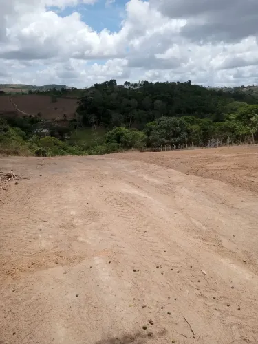 TERRENO EM CHÃ GRANDE 