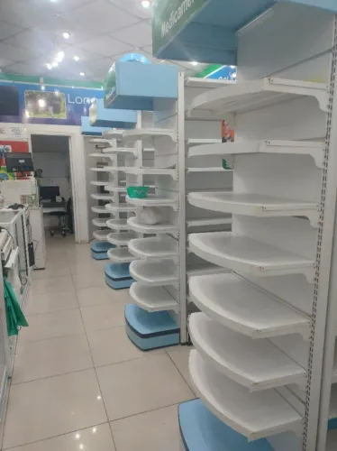 Mobiliario para Farmácia, Drogaria ou Perfumaria  Completo 5