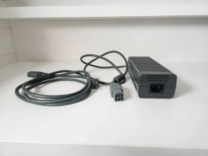 Fonte XBOX 360 Fat Original Microsoft 110V usada