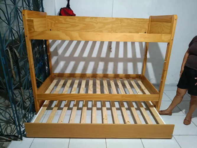 Cama triliche