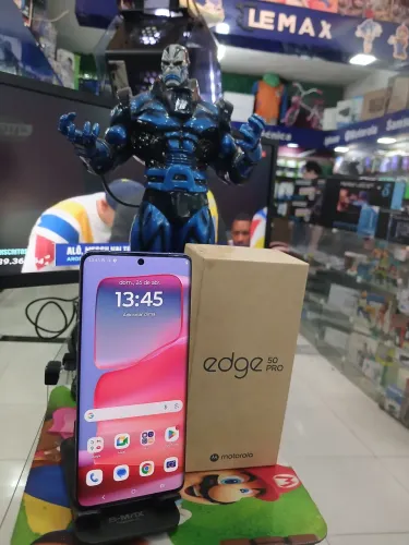Motorola Edge 50 Pro 256 Gb Lilas - Excelente + Garantia + Loja Fisica