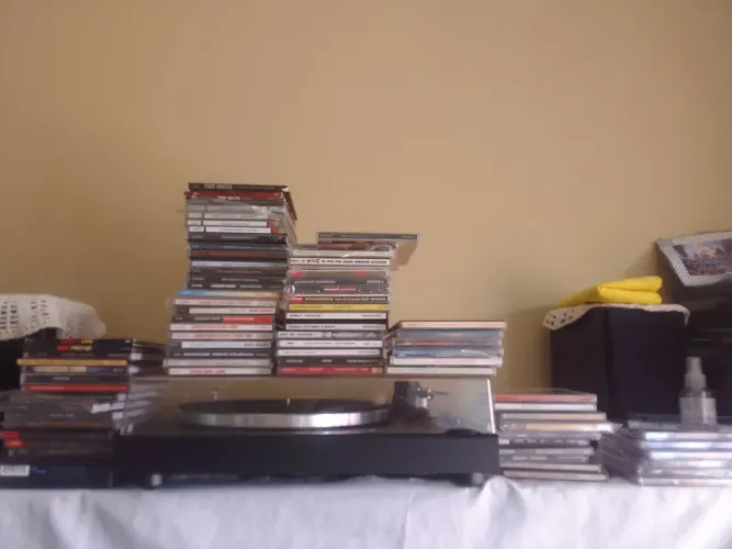 Lote 176 cds, 4 dvds, 6 lps diversos hard prog rock mp