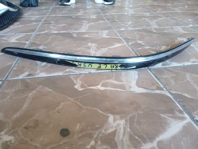 Moldura parachoque traseiro esquerdo Hyundai Azera 2011 