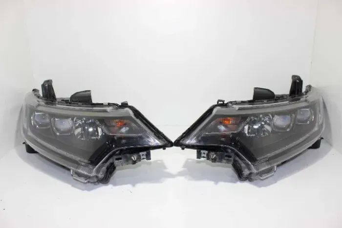 Par De Farol Duplo Led Mitsubishi Outlander 2015 A 2021