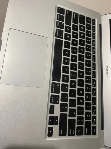 MacBook Air 13 polegadas 2017 - 8GB RAM - Intel Core i5