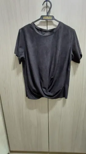 Blusa de algodão preta com nó