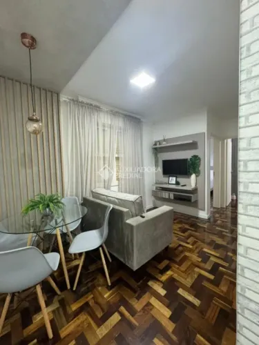 Apartamento de 2 quartos mobiliado, com vaga rotativa no Centro de Sapucaia do Sul