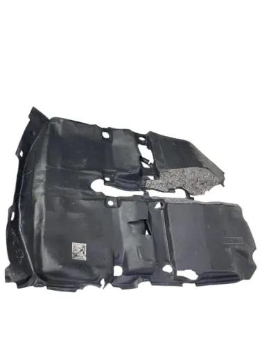 Tapete carpete assoalho Toyota Yaris sedan 2015 2020