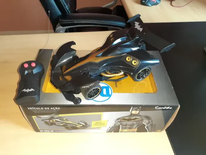 Carro do Batman de controle Remoto 