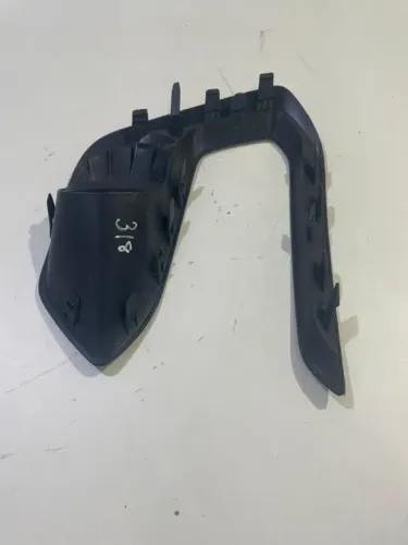 Moldura Esquerda Farol De Milha Ford Ka 2018 A 2022