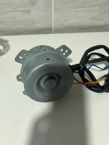 Motor Ventilador da Condensadora LG Convencional de 18000 Btu/h