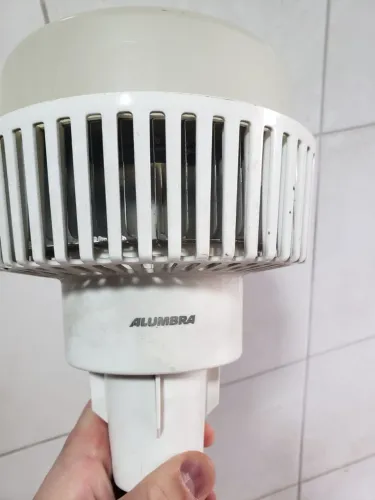 Lâmpada p galpão