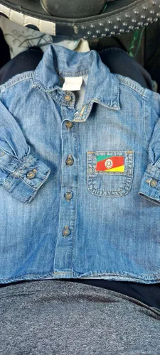 Camisa jeans  unissex 1 á 4 m  manga 3/4 Hering