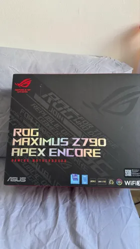 Placa Mãe Asus ROG MAXIMUS Z790 APEX ENCORE, INTEL, Z790, ATX, DDR5 - 90MB1FX0-MOAAYO