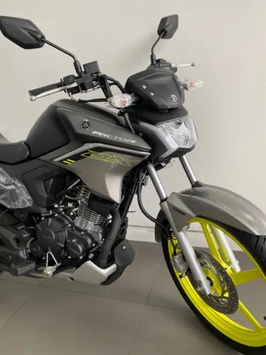 Nova Factor DX 2025 Yamaha / Paula