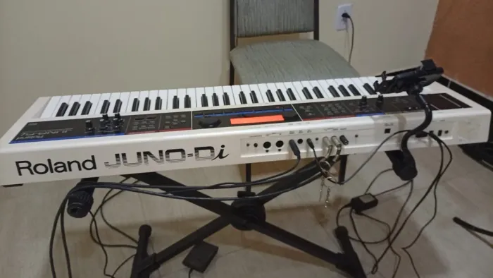 Vendo teclado roland juno di branco