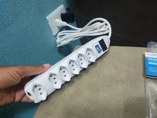 Filtro de linha, Extensão Elétrica com 6 Tomadas fusível 