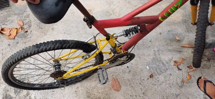 Bicicleta Mountain Bike Aro 26