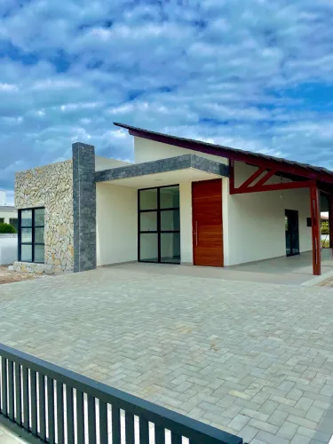 Casa no Greenville para vender- fase de acabamento