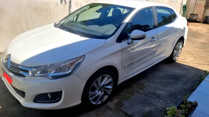 Citroen C4 Lounge Tendance 1.6 Turbo Flex Aut. 2017