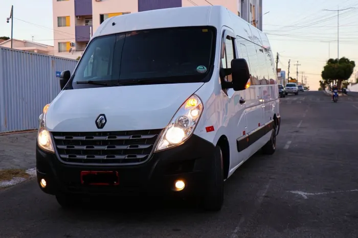 Renault Master 2.3 DCI Executive Longo 16L Dies 2019