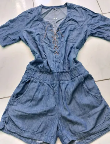 Macaquinho Jeans