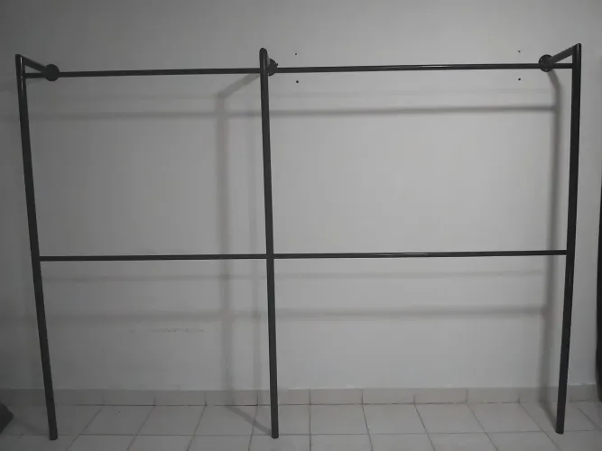 Arara coluna de parede 