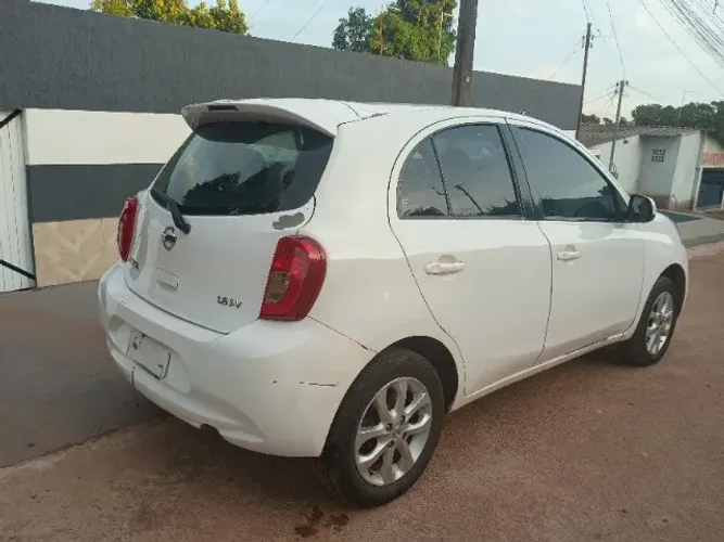 Nissan March SV 1.6 16V Flexstart 5P Mec. 2017