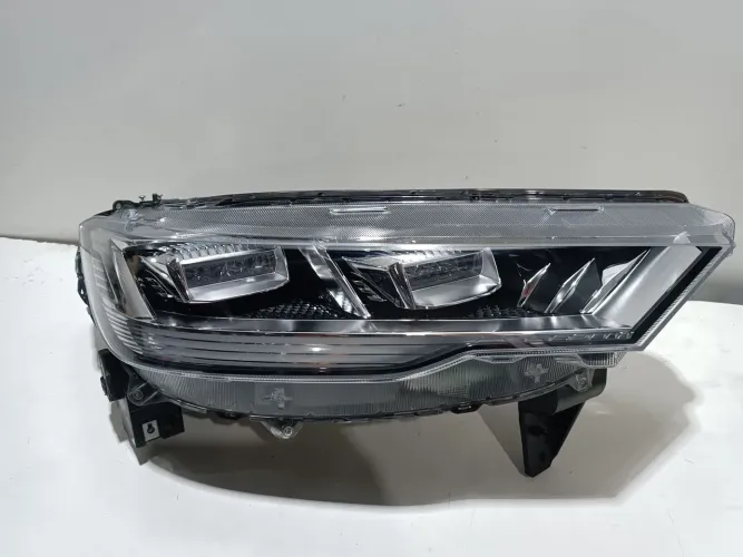 Farol Direito GWM Haval H6 2023/2024 Original (Recuperado)