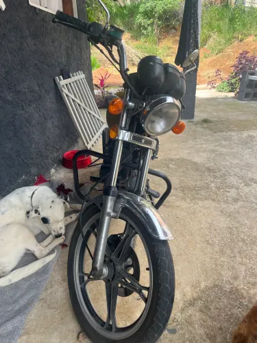 Vende - se ou troca - se por haojue chopper 150