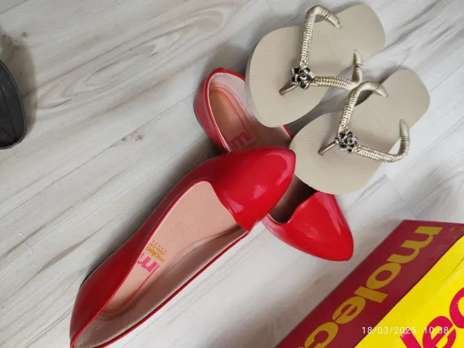 Sapatilha e sandália havaiana. TAM 38/39. HOJE DISPONÍVEL