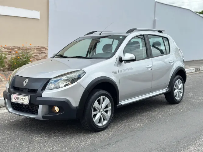 Renault Sandero Stepway Hi-flex 1.6 16V 5P Aut. 2014
