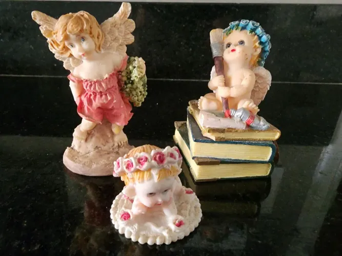 Kit 3 bibelôs de Anjos de resina vintage Decorativos
