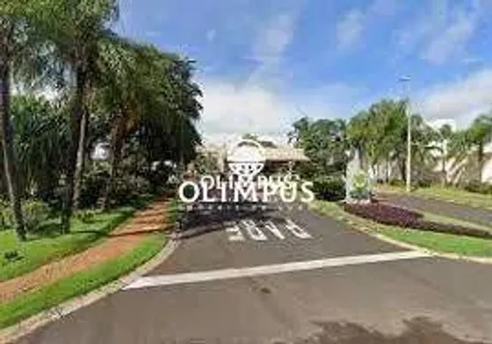 Excelente lote no condomínio Vila dos Ipês na Zona Sul.
