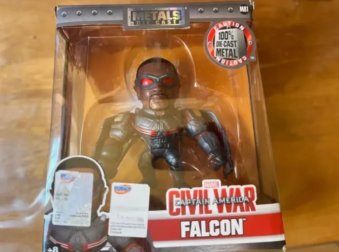 Falcon - Figura de Ação de Metal - Civil War