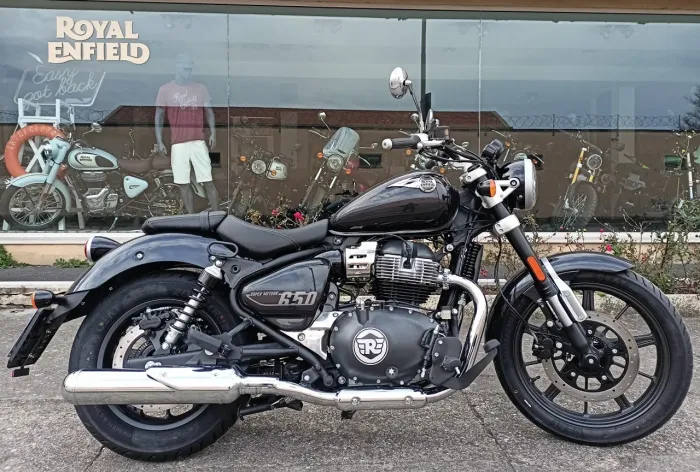 ROYAL ENFIELD SUPER METEOR 650 ASTRAL Black - 0 Km - Emplacada 2026 - Entrega em Aracaju