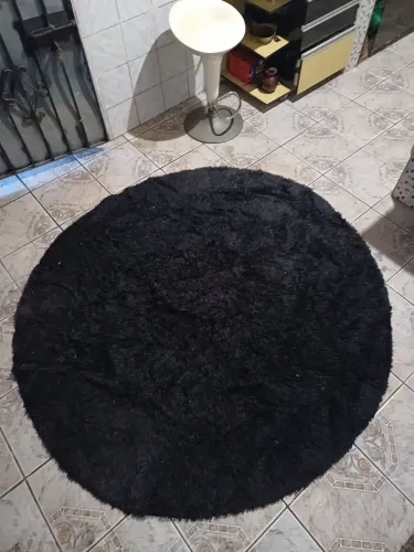 Tapete Redondo Peludo Preto