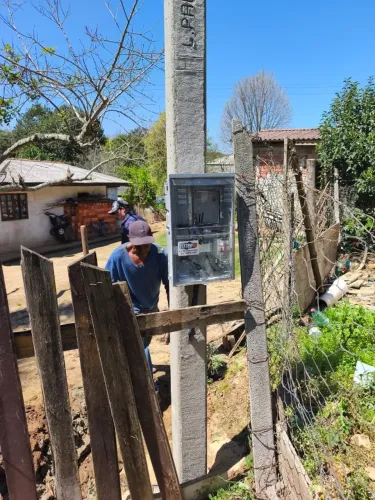 Eletro10 postes padrões Copel cocel energia elétrica monofásico 50 amperes
