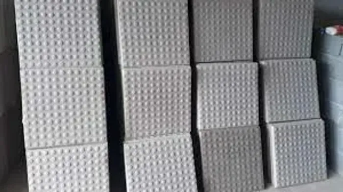 Pisos Tátil de Concreto - Segurança e Orientação