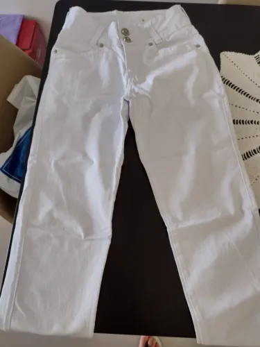 Calça Branca Tamanho P Marca Bivik