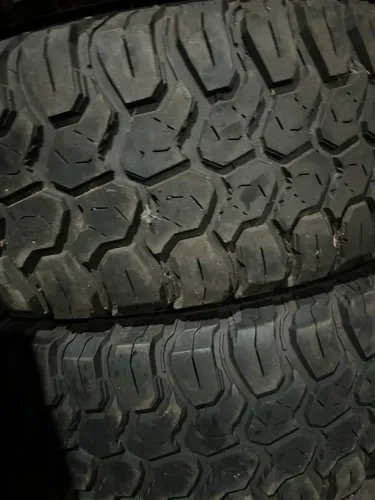 Pneu 35/12,5/50x20 Delinte  85% vida