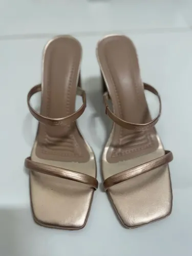 Salto Feminino Bloco