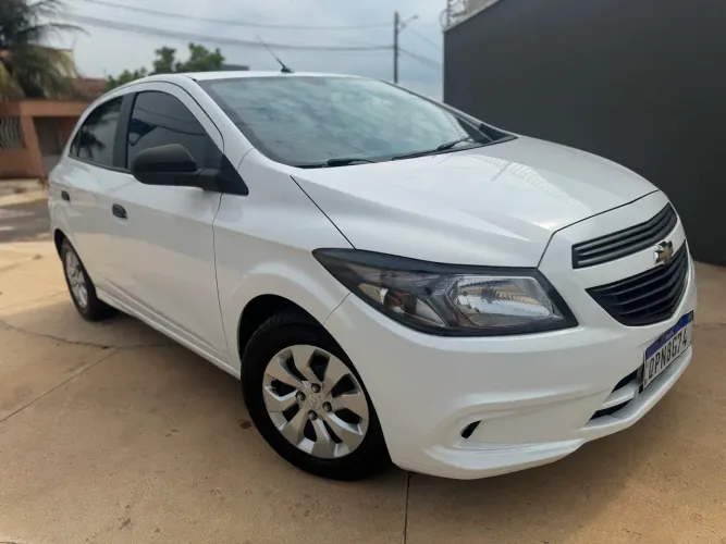 Chevrolet Onix JOY Hatch 1.0 8V Flex Mec. 4P 2019