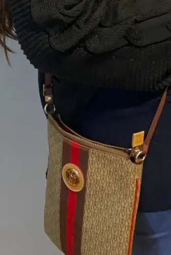 Bolsa Victor Hugo, original, muito nova, pra vc que tem estilo e muita elegância.