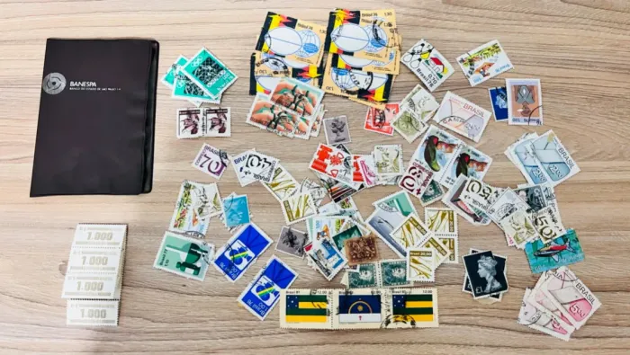 Diversos Selos de Coleção